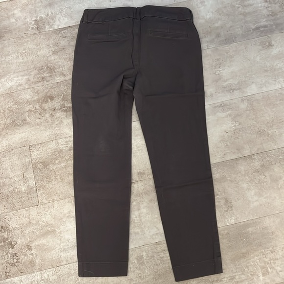 Mid rise old navy pixie pants size 4 in gray - Picture 2 of 3
